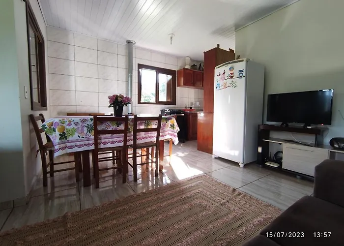 Casa Terrea Em Meio Ao Verde!